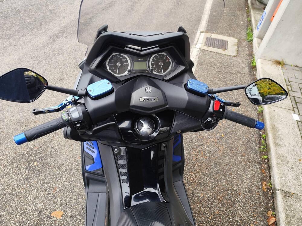 Yamaha T-Max 530 Lux Max ABS (2016 - 17) (5)