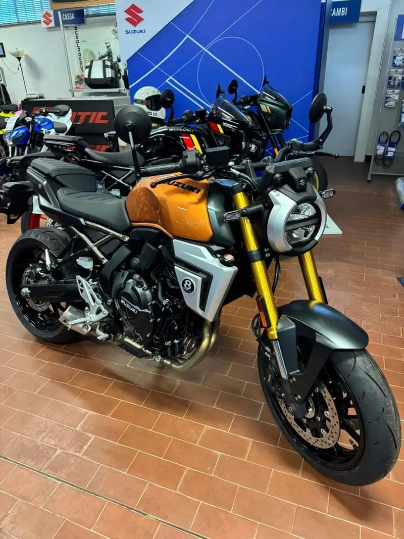 Suzuki GSX-8T (2025 - 26)