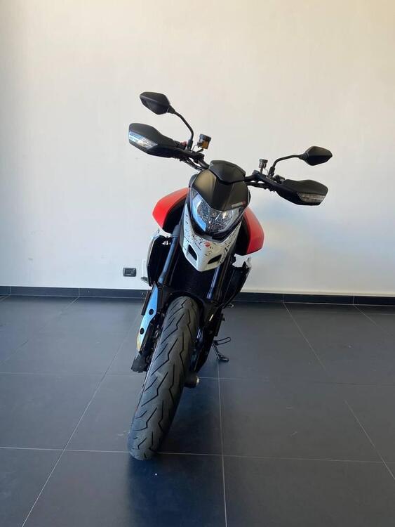 Ducati Hypermotard 950 RVE (2022 - 25) (4)