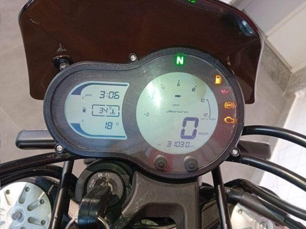 Benelli Leoncino 500 (2021 - 25) (4)