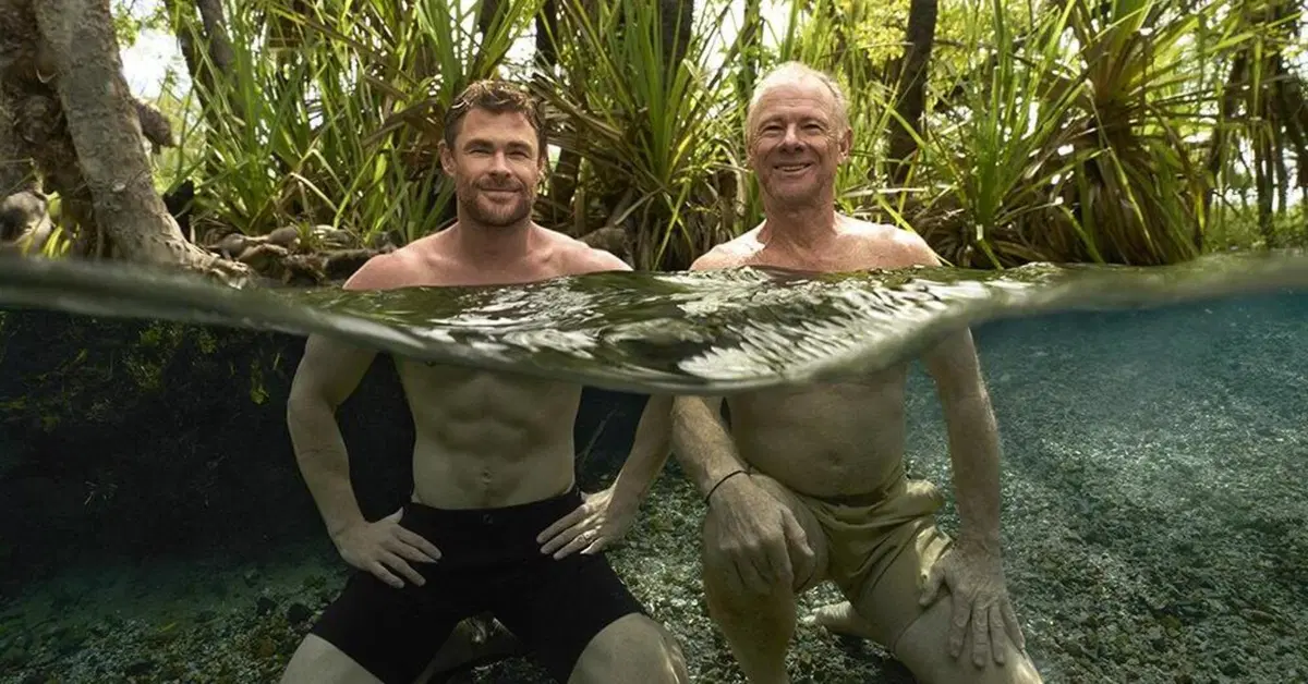 Chris Hemsworth affronta l&rsquo;Alzheimer del padre in moto. Un viaggio attraverso l'Australia che &egrave; diventato un docufilm &ldquo;A Road Trip to Remember&rdquo;