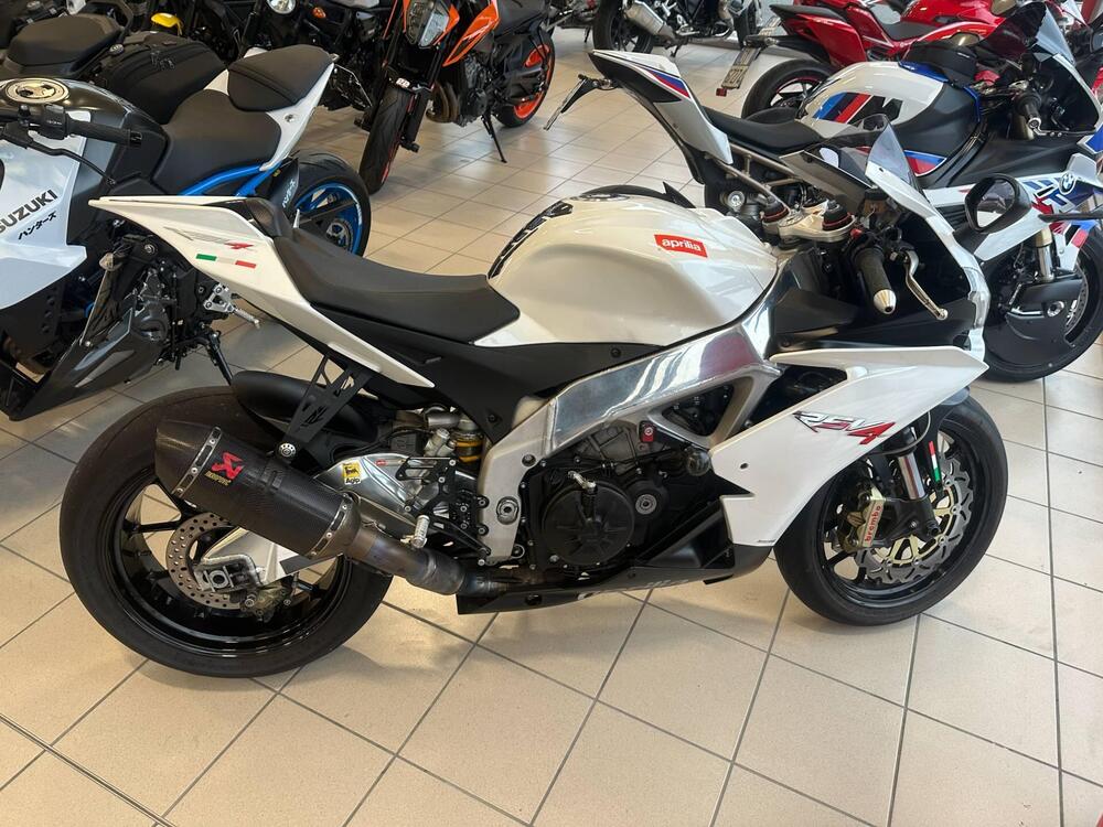 Aprilia RSV4 R (2009 - 12) (2)