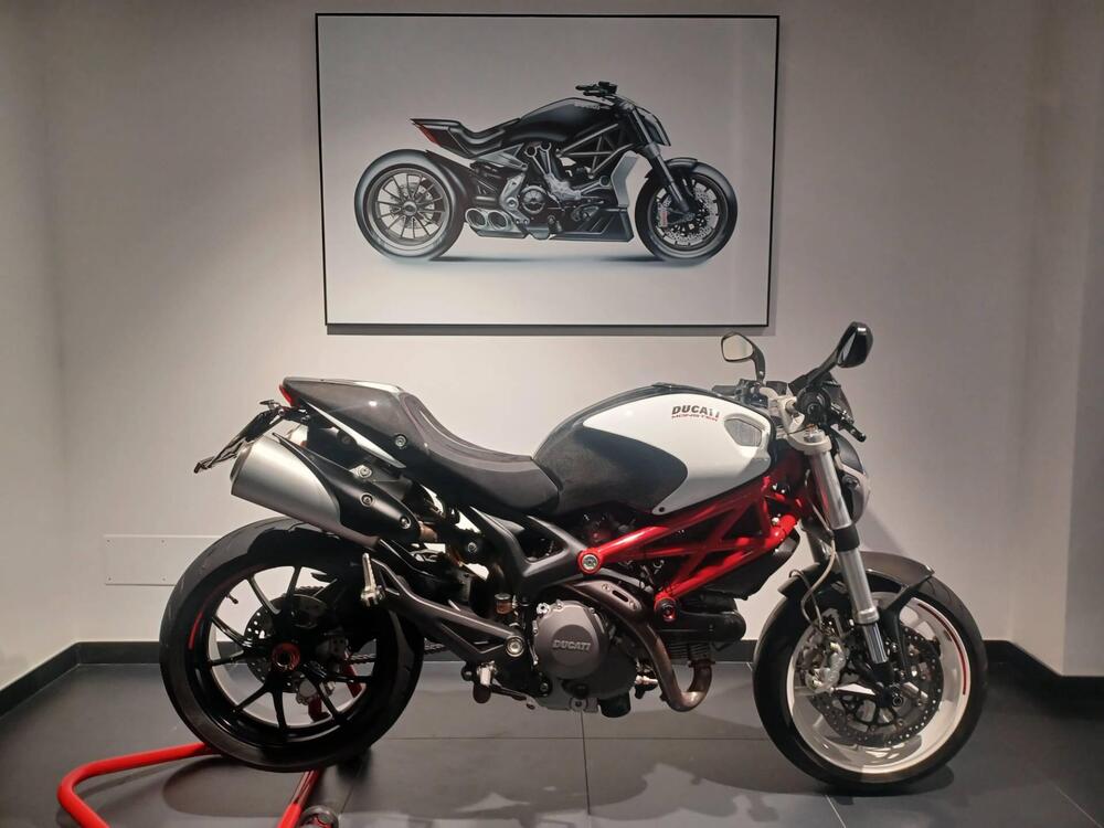 Ducati Monster 796 (2010 - 13) (2)