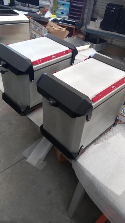 TRIS VALIGIE IN ALLUMINIO BMW R1300 GS ADV (3)