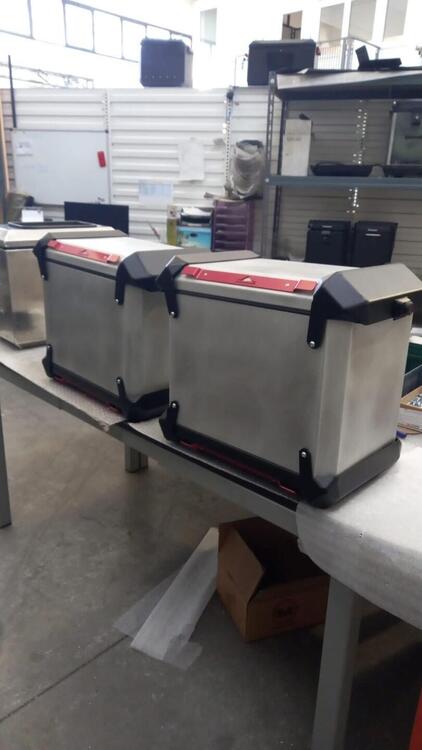 TRIS VALIGIE IN ALLUMINIO BMW R1300 GS ADV (5)