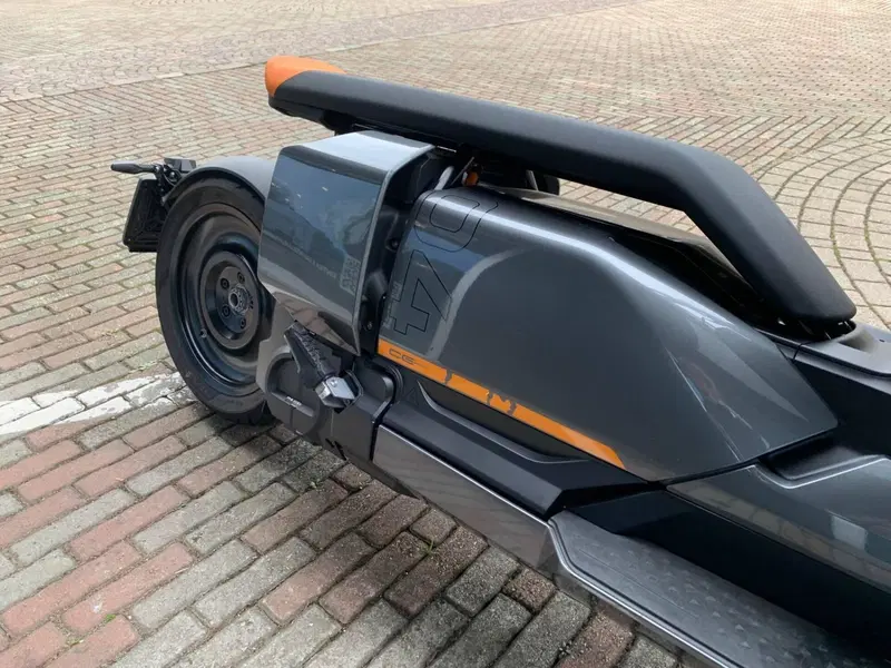 Bmw CE 04 (2021 - 25) (8)