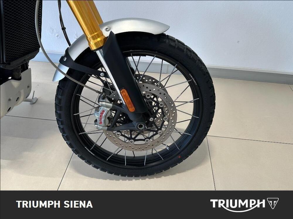 Triumph Scrambler 1200 XE (2021 - 23) (3)