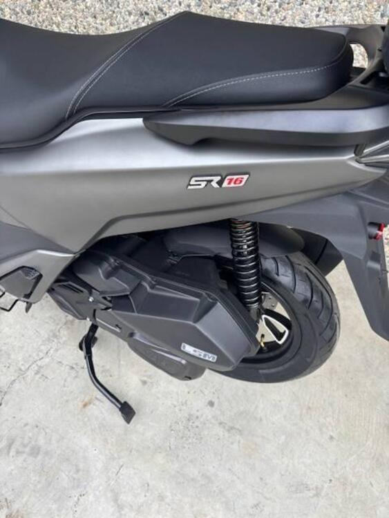 Voge Sfida SR16 125 (2025) (5)