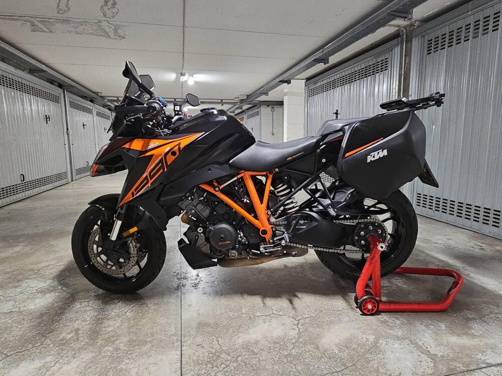 KTM 1290 Super Duke GT (2021) (3)