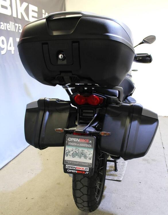 Moto Guzzi Stelvio (2024 - 25) (3)