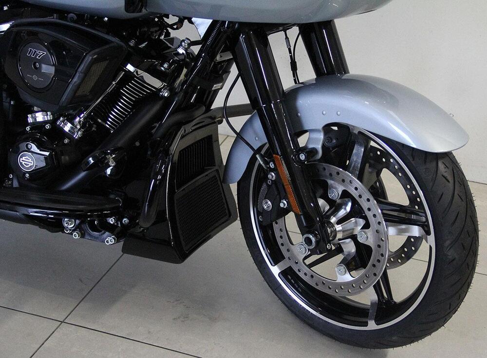 Harley-Davidson Road Glide (2024 - 25) (2)