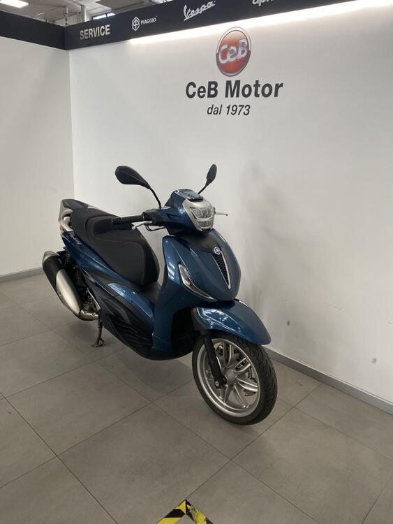 Piaggio Beverly 300 ABS-ASR (2021 - 25) (3)