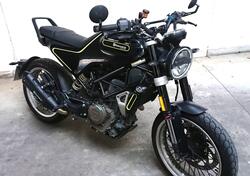 Husqvarna Svartpilen 401 (2018 - 19) usata