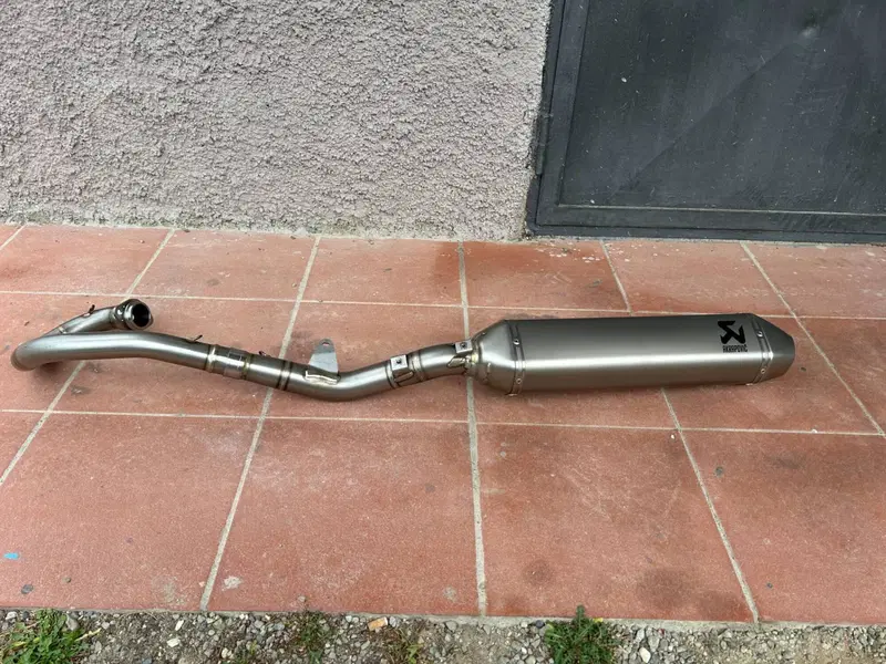 SCARICO HUSQVARNA Akrapovic (2)