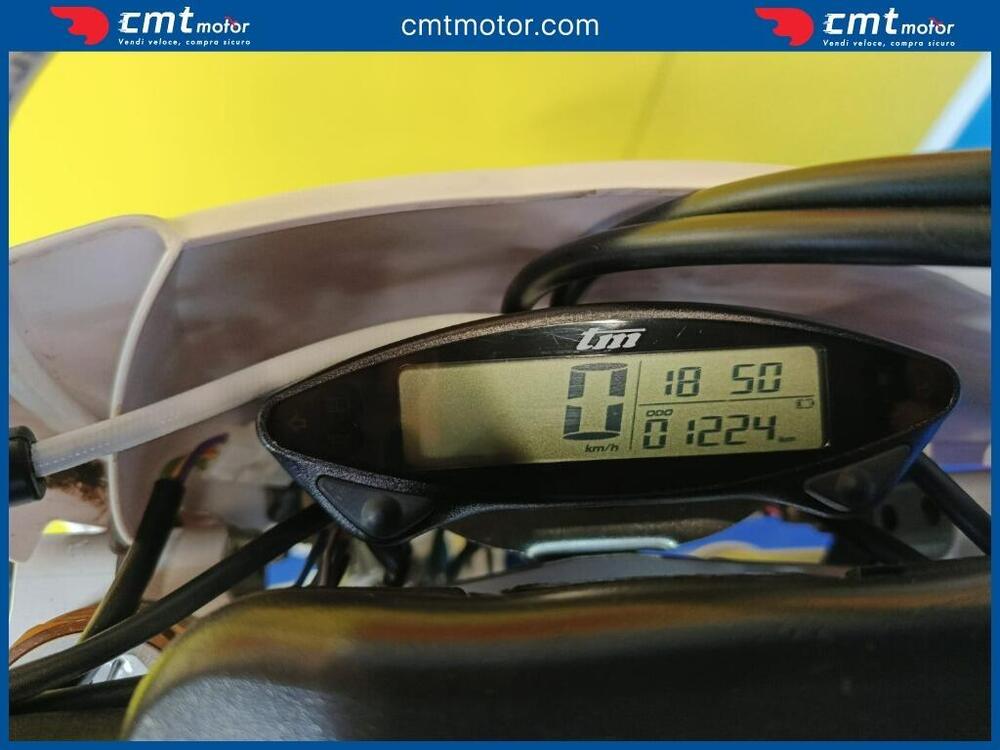 Tm Moto EN 300 Fi 4t (2021 - 22) (5)