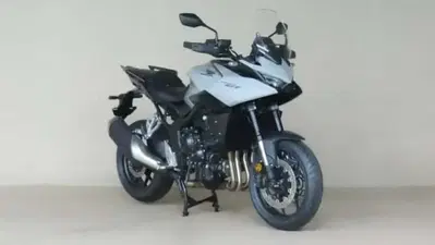 Honda CB1000 GT 2026: la crossover da 150 CV attesa ad EICMA &egrave; gi&agrave; scappata in rete