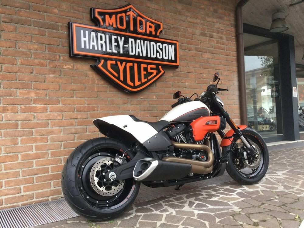 Harley-Davidson 114 FXDR (2019 - 20) (2)
