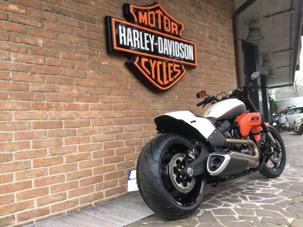 Harley-Davidson 114 FXDR (2019 - 20) (3)