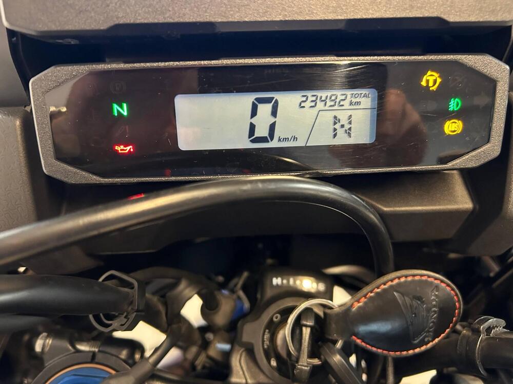 Honda Africa Twin CRF 1100L Adventure Sports DCT Travel Edition (2024 - 25) (4)