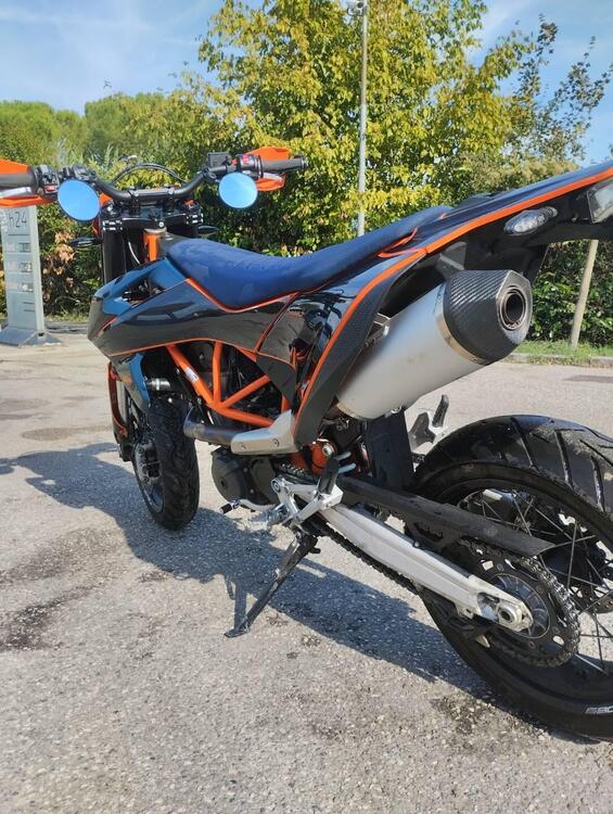 KTM 690 SMC R (2023 - 25) (3)