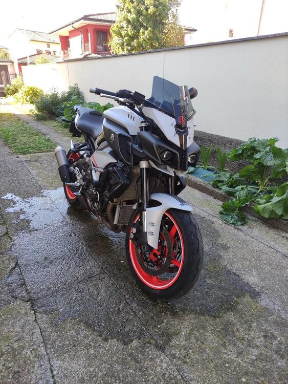 Yamaha MT-10 (2017 - 20) (2)