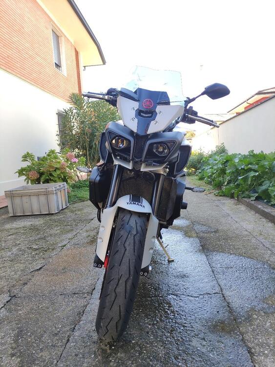 Yamaha MT-10 (2017 - 20) (3)