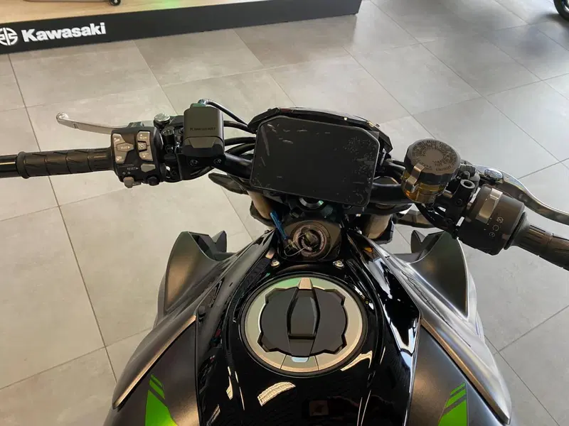 Kawasaki Z 1100 SE (2026) (4)