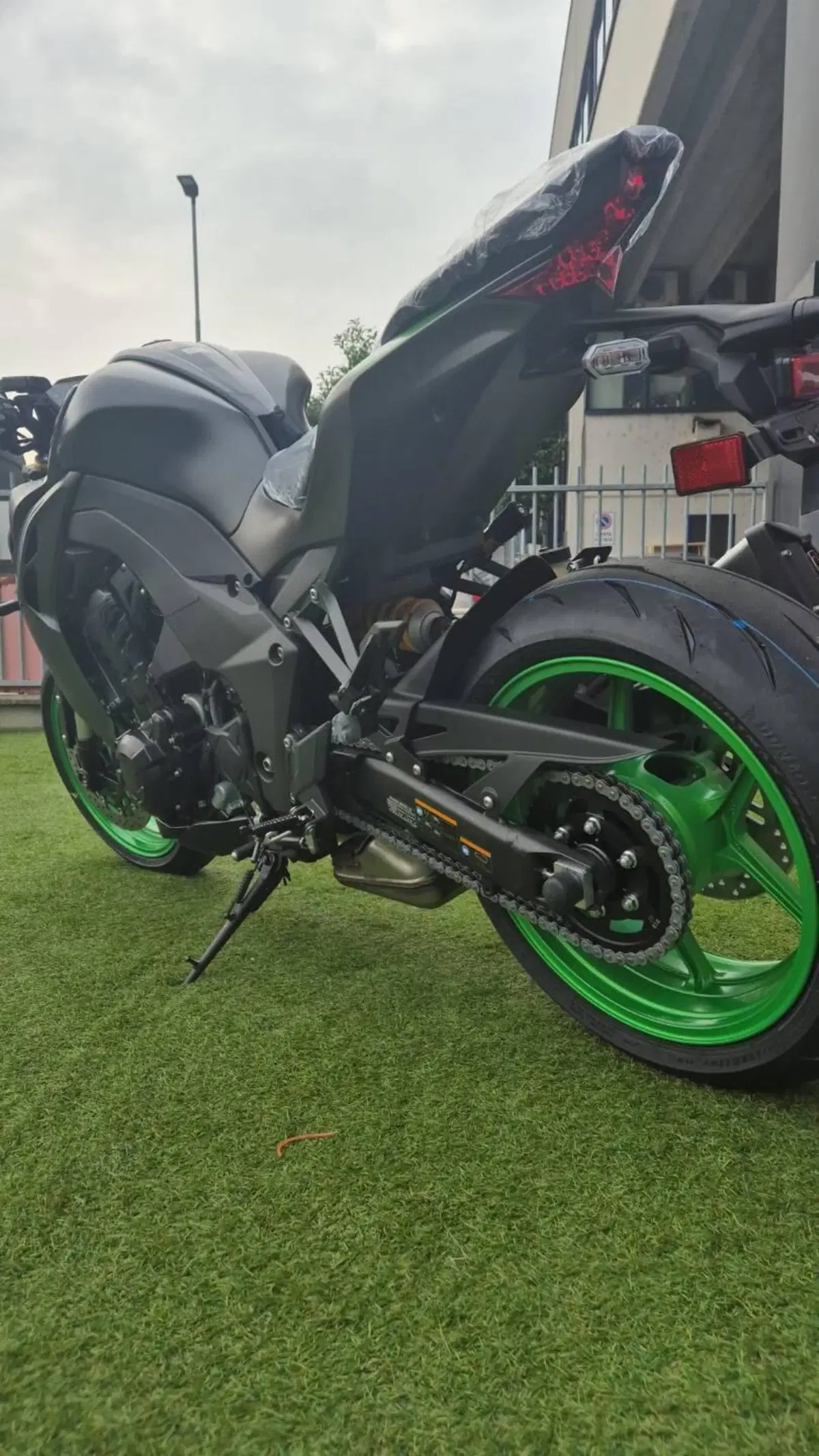 Kawasaki Z 1100 SE (2026) (3)