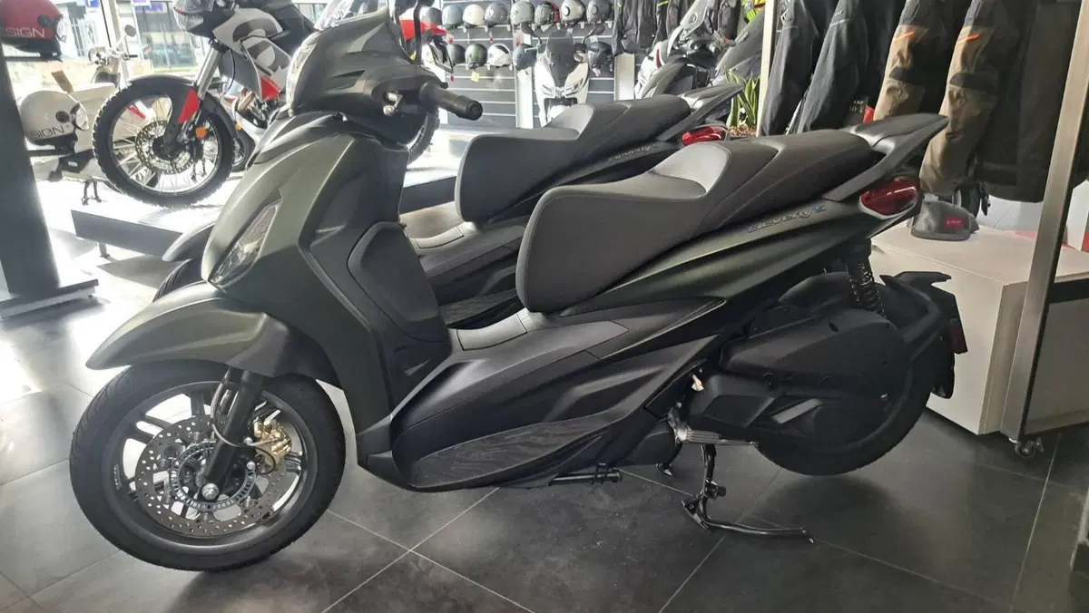 Piaggio Beverly 310 (2025 - 26)