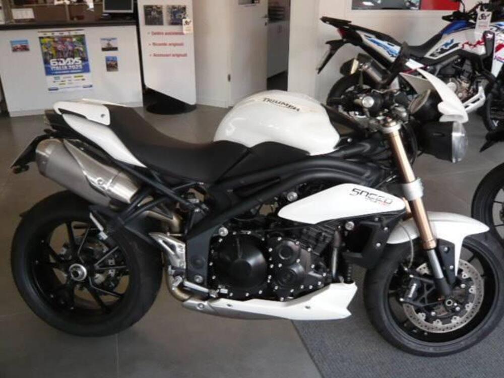 Triumph Speed Triple 1050 (2011 - 13)