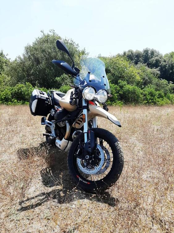 Moto Guzzi V85 TT Travel (2020) (5)