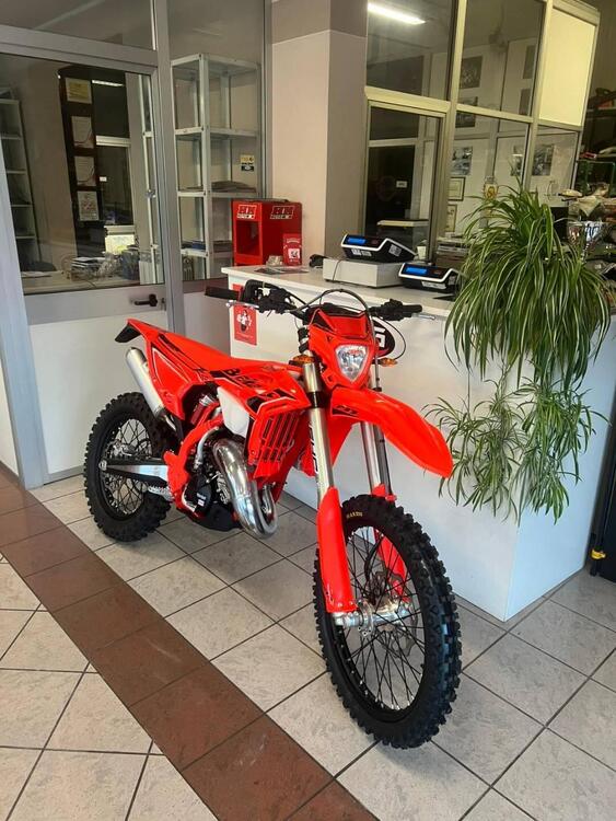 Betamotor RR 125 2T Enduro Race (2026) (3)