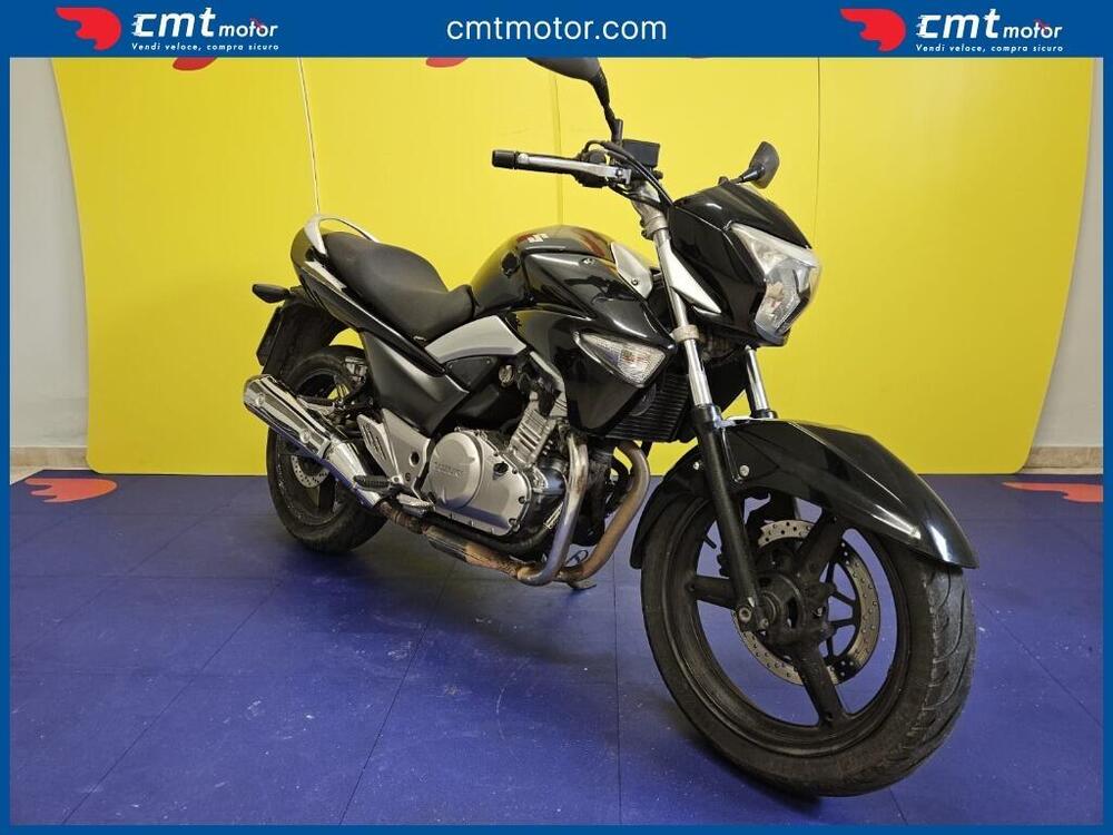 Suzuki Inazuma 250 (2012 - 17) (3)