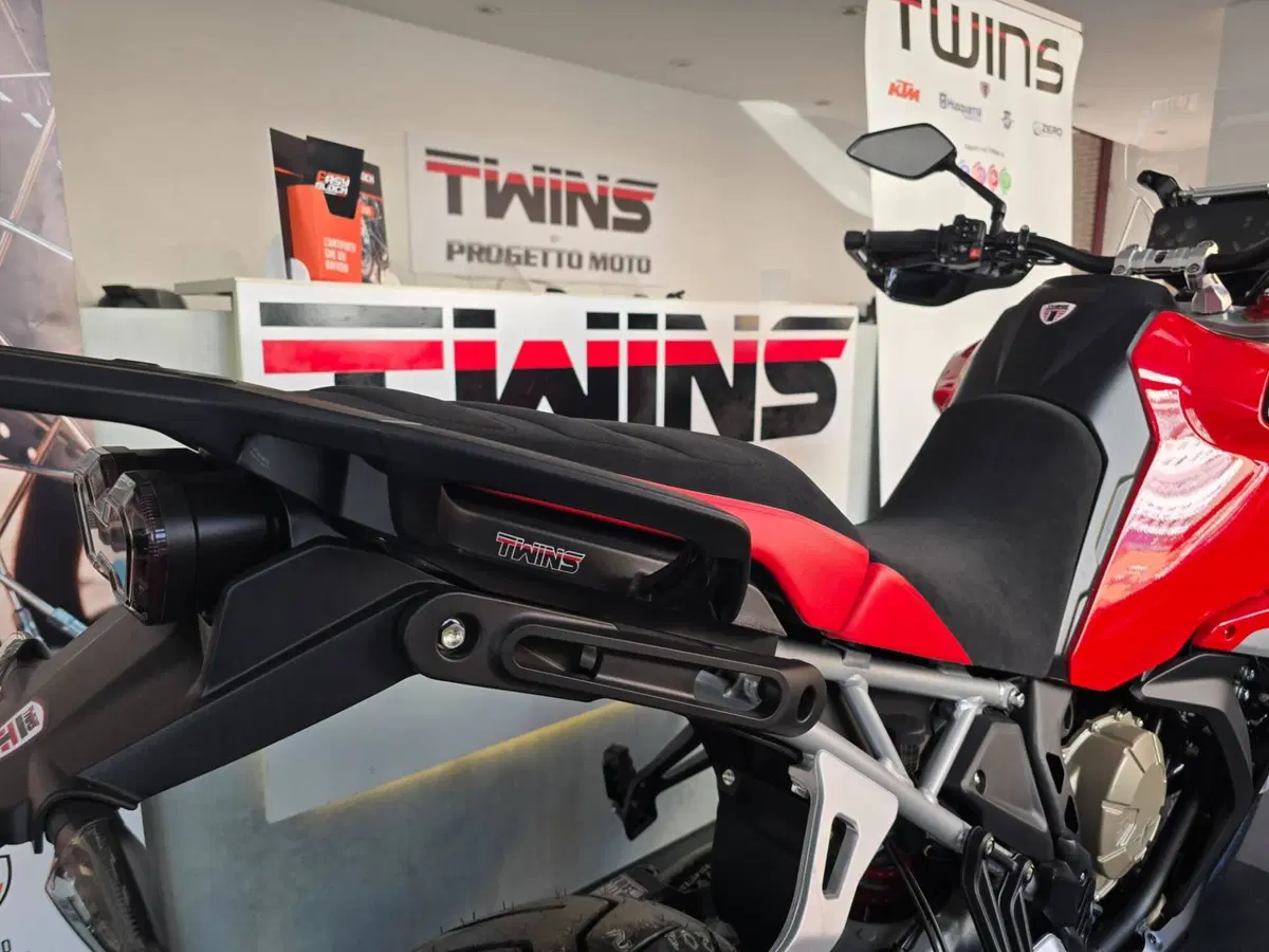 MV Agusta LXP Enduro Veloce (2024 - 25) (9)