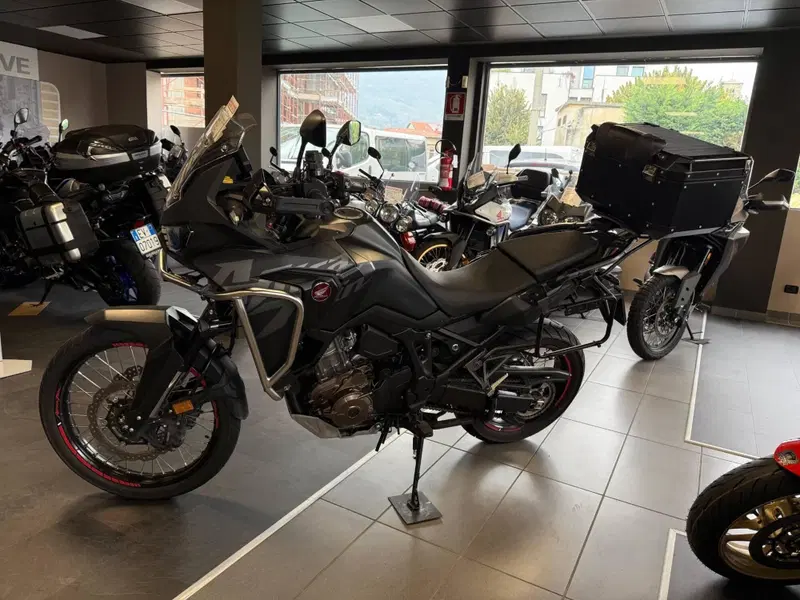 Honda Africa Twin CRF 1100L DCT (2022 - 23) (6)