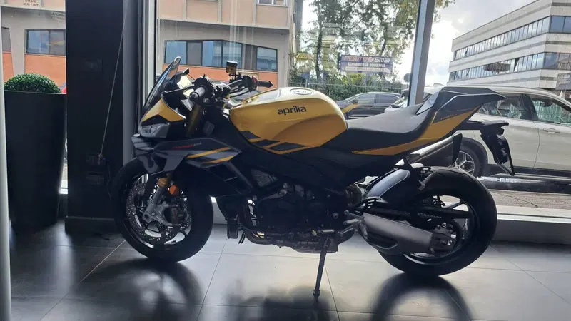 Aprilia Tuono V4 (2025 - 26)