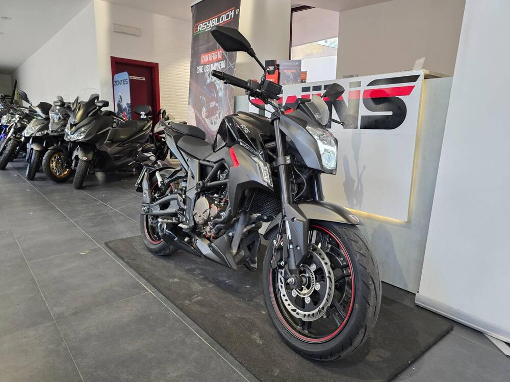 Voge Brivido 300R (2021 - 24) (2)