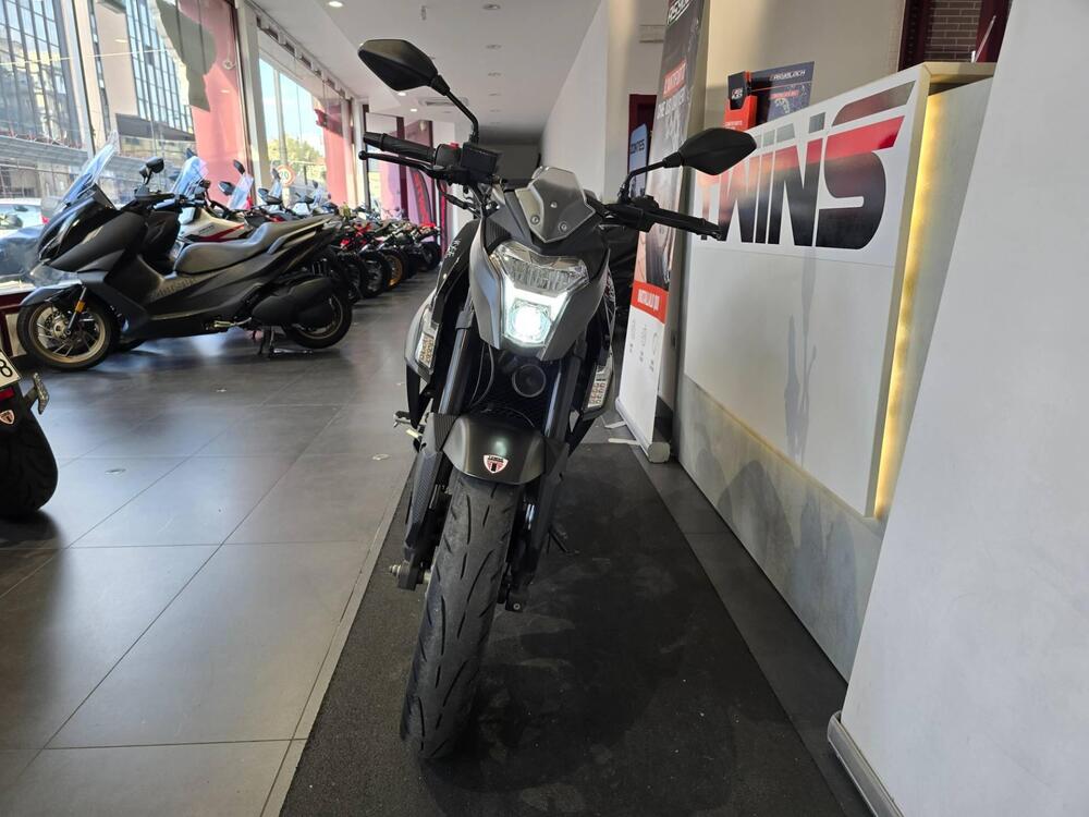 Voge Brivido 300R (2021 - 24) (3)