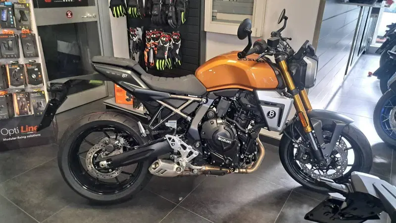 Suzuki GSX-8T (2025 - 26)