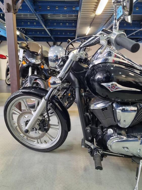 Kawasaki Vulcan VN 900 Custom (2006 - 09) (2)