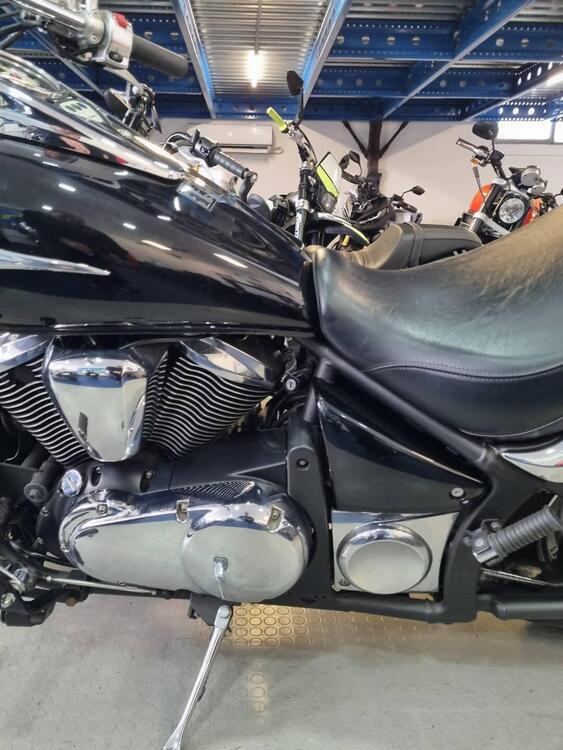 Kawasaki Vulcan VN 900 Custom (2006 - 09) (3)