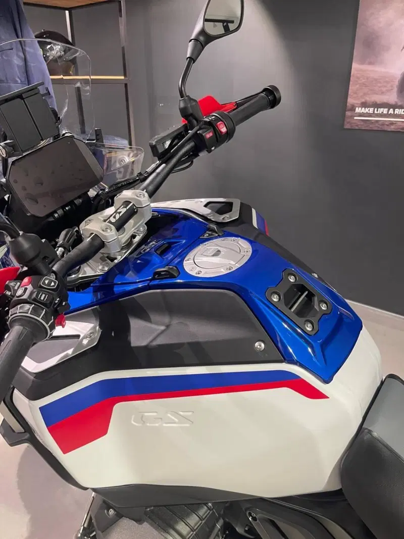 Bmw R 1300 GS Adventure Trophy (2025 - 26) (2)