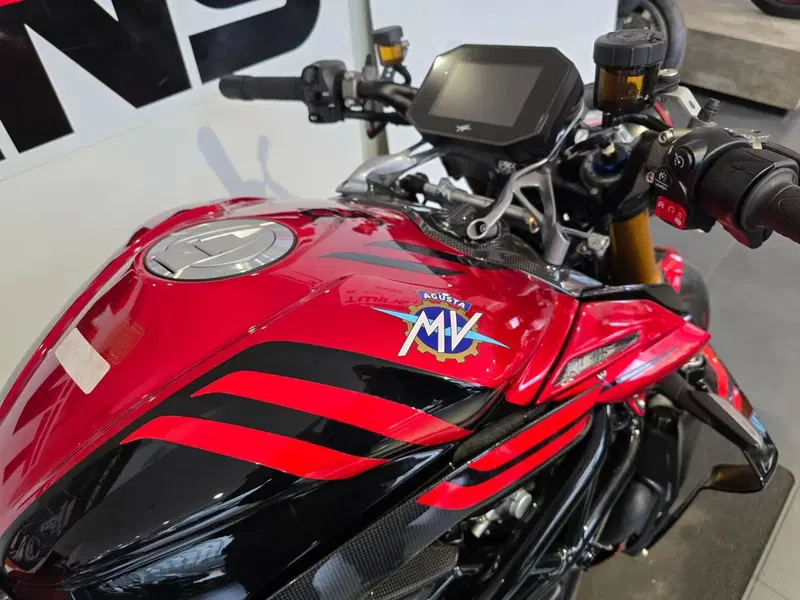 MV Agusta Rush 1000 (2023 - 26) (10)
