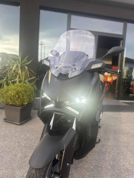 Yamaha X-Max 300 Tech Max+ (2025)