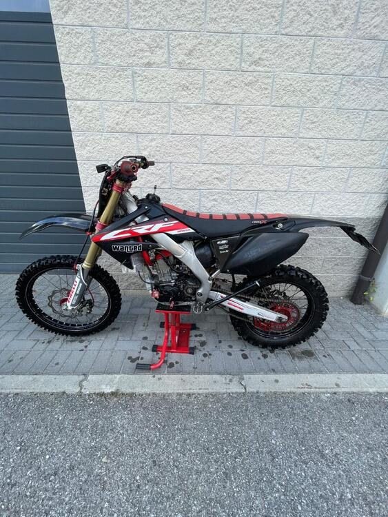 Honda CRF 250 R (2006) (4)