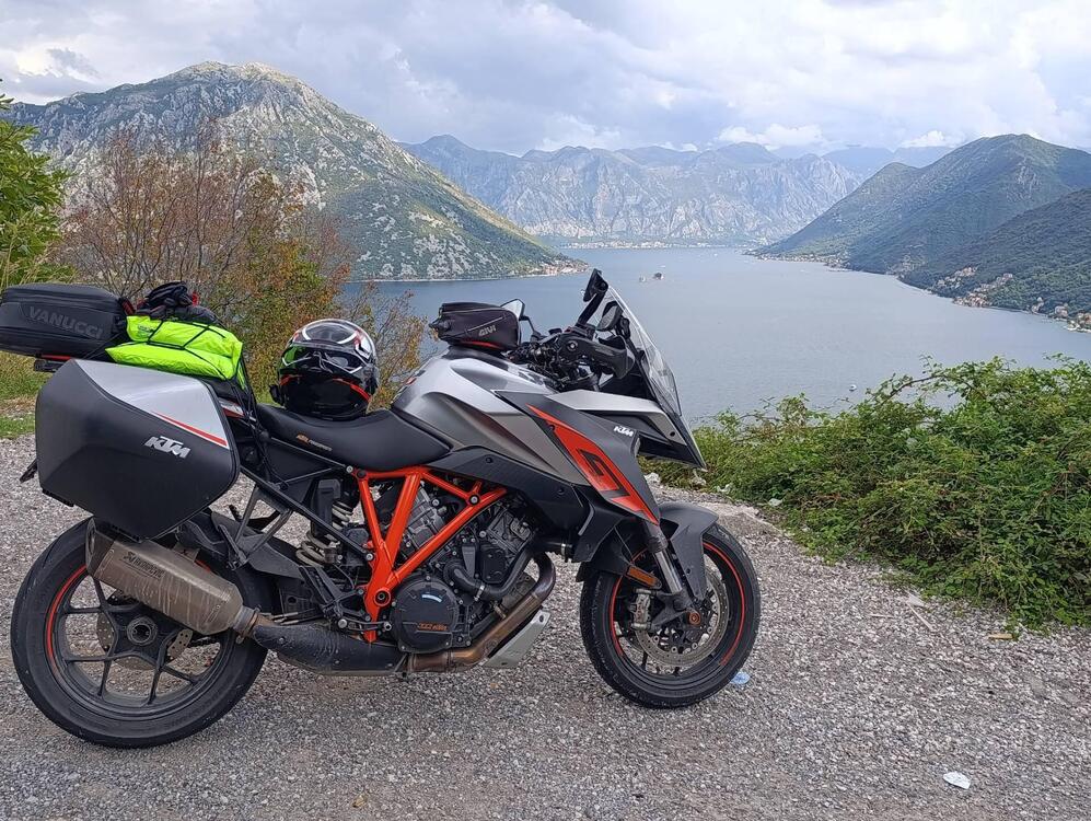 KTM 1290 Super Duke GT ABS (2016 - 18) (2)