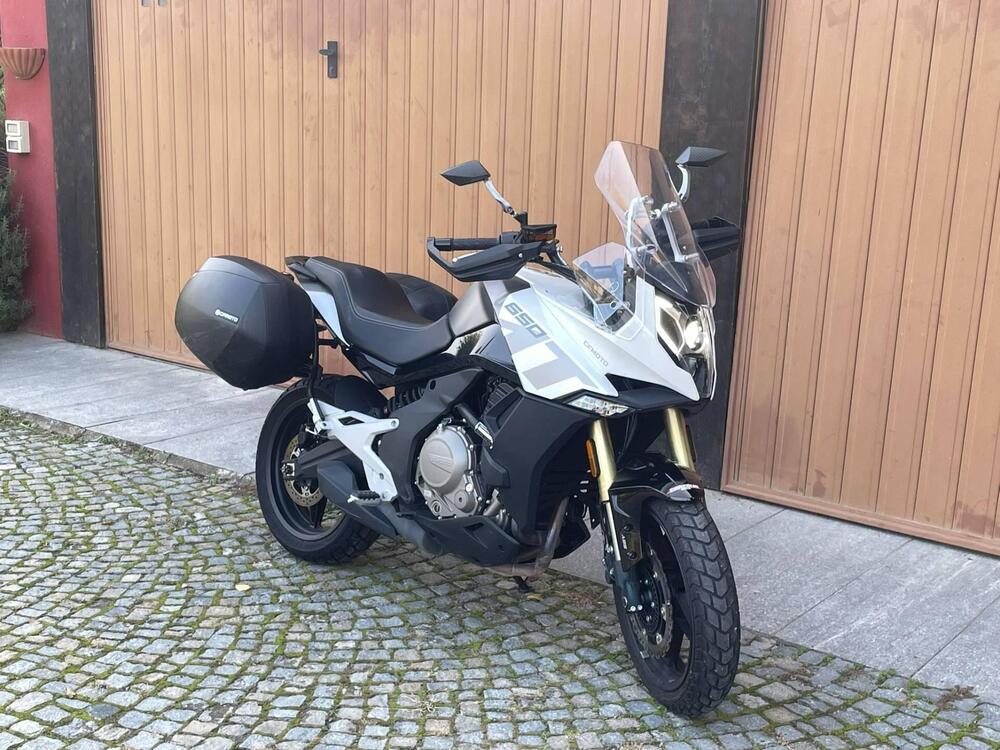 CFMOTO 650MT (2021 - 24)