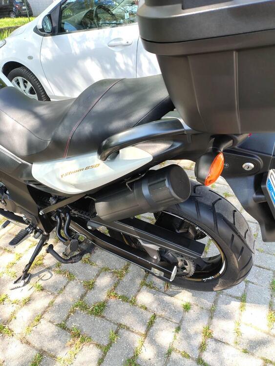 Suzuki V-Strom 650 ABS (2011 - 17) (3)
