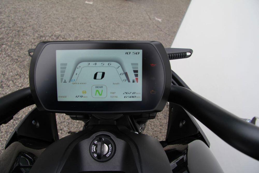 MBP C1002V (2023 - 24) (5)