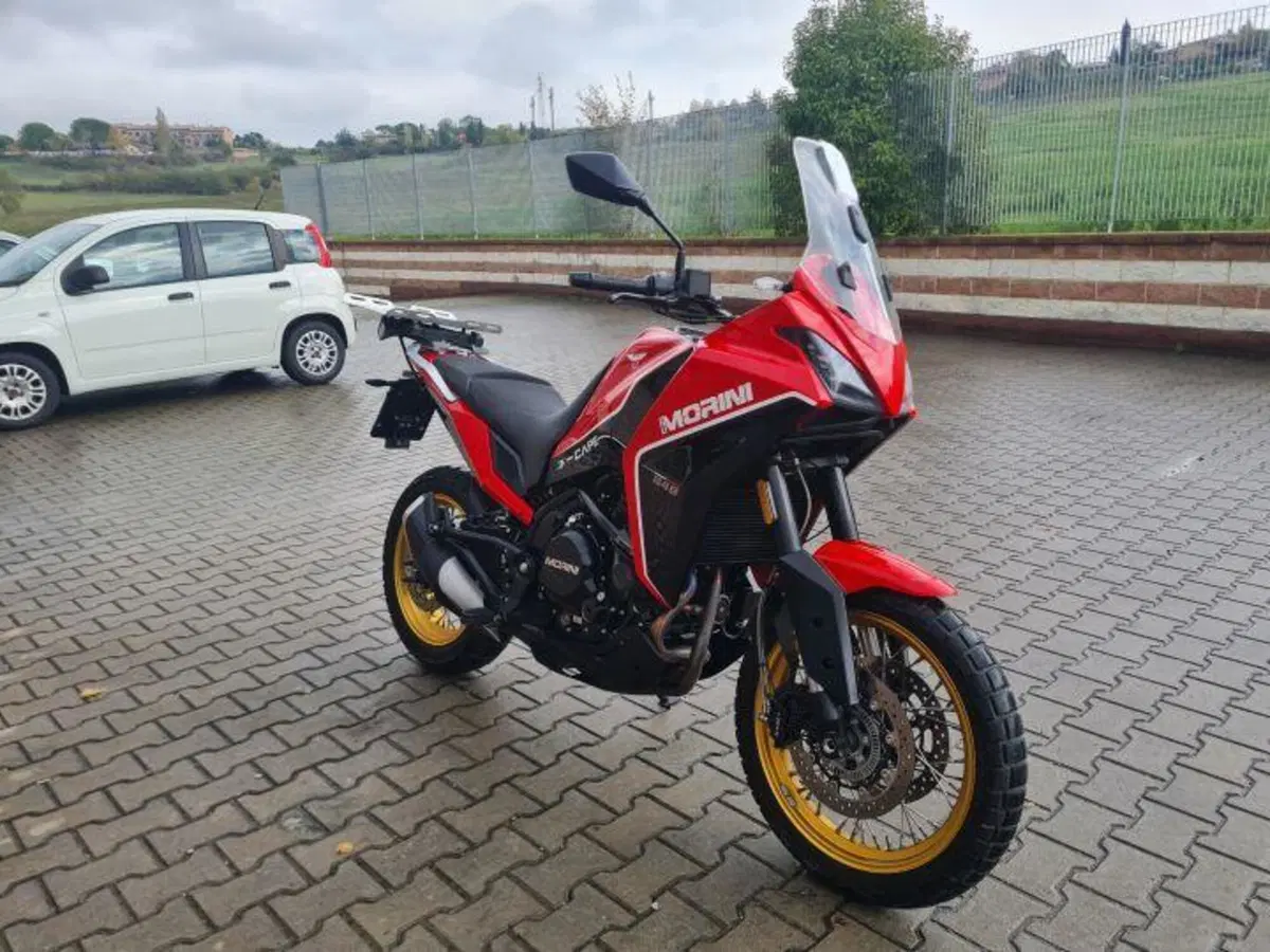 Moto Morini X-Cape 650 Gold Wheels Edition (2022 - 26) (9)